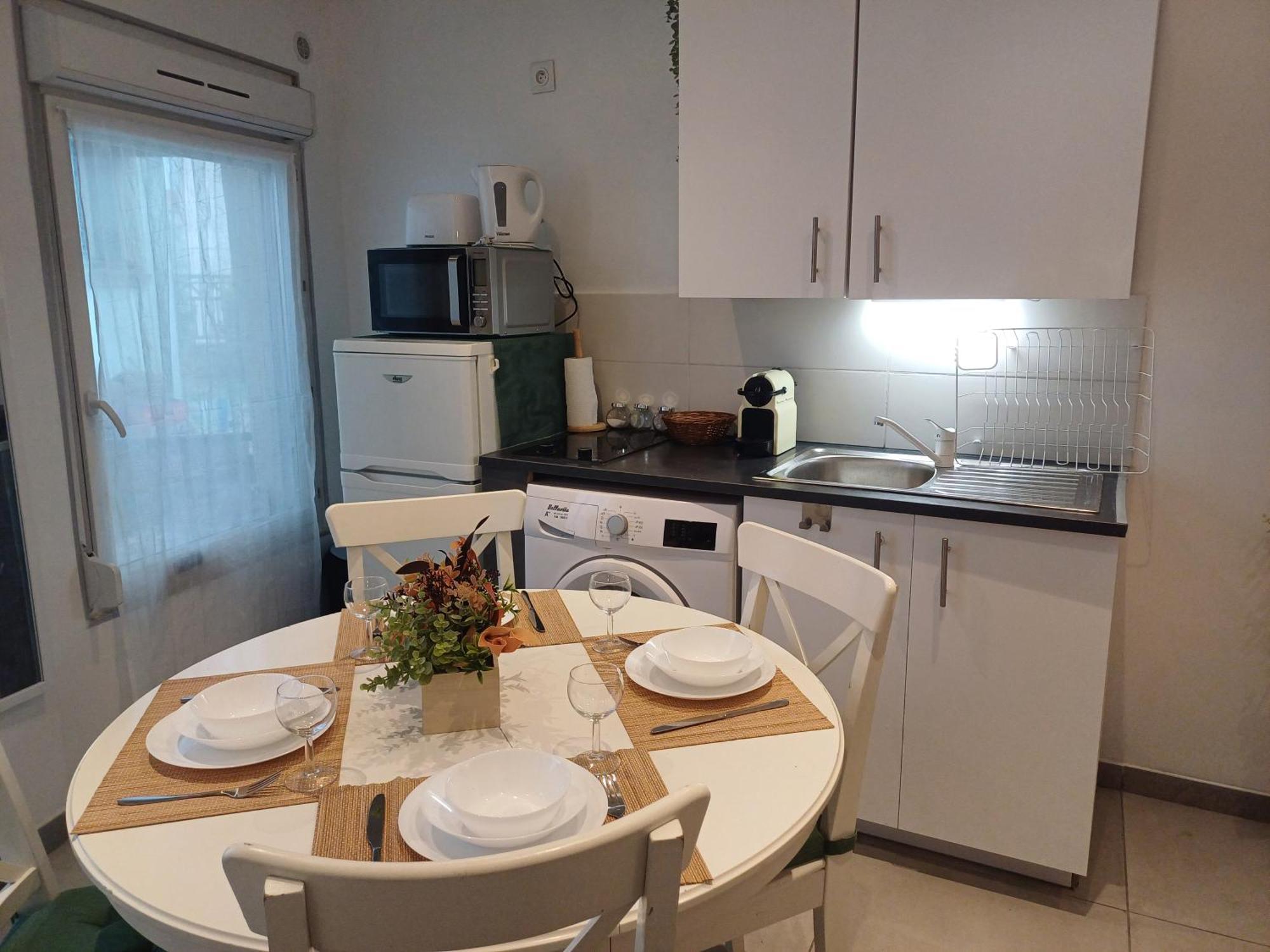 Appartement Super F2 A 5Mn Aeroport D'Orly Parking Prive Gratuit à Paray-Vieille-Poste Extérieur photo